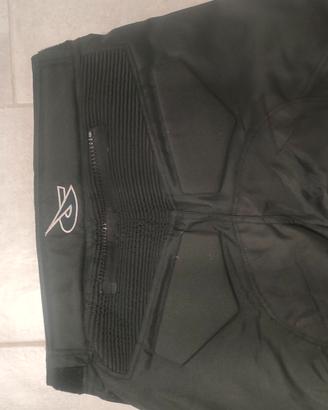 pantaloni per moto 