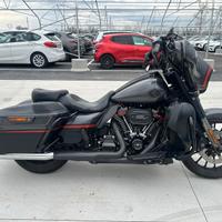 Harley-Davidson Street Glide C.V.O. - 2018