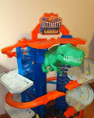 Hot Wheels ultimate garage 
