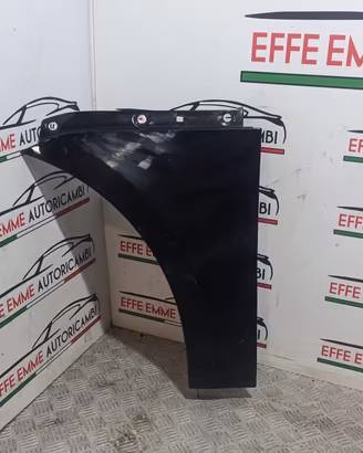PARAFANGO SINISTRO SX PARTE INFERIORE PORSCHE MACA