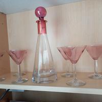 Bottiglia con tappo con 6 coppe rosa