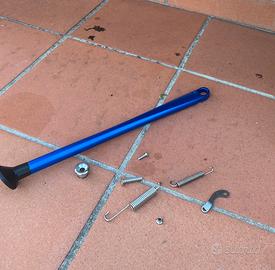 Cavalletto in ergal BLU per yz125