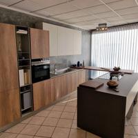 cucina in melaminico rovere nodato 