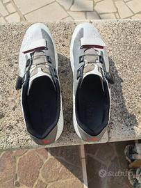 scarpe in carbonio per bici da corsa