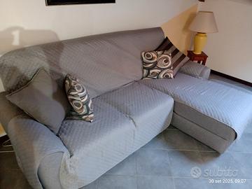 divano con penisola  3 posti 