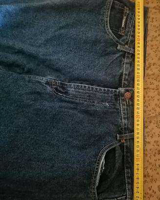 jeans taglia 58 con misurazione
