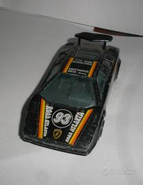N°1 automodello Burrago scala 1:43 Lamborghini
