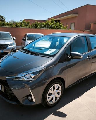Toyota Yaris 1.5 Hybrid 5 porte Business