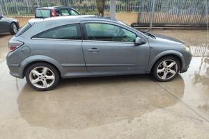 Opel Astra GTC