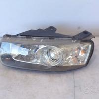 Faro anteriore sinistro Chevrolet Captiva 2011