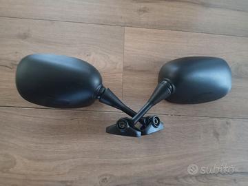 Specchietti per moto