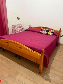 Camera da letto in legno completa