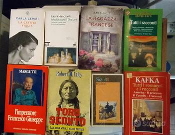 Stock libri assortiti 