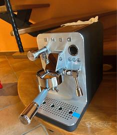 Macchina caffè SMEG  EMC02BLMEU