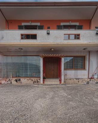 Villa Indipendente con Giardino Giuliano di Roma