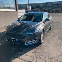 Ford mondeo vignale sedan