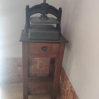 pressa per libri antica