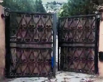 Cancello in ferro battuto
