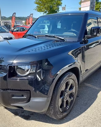 LAND ROVER Defender (2019) Defender 110 3.0D I6...