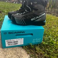 Scarponcini Scarpa Ribelle Light