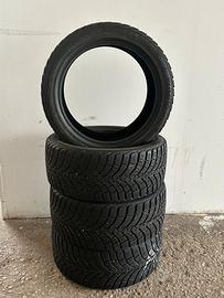 Gomme invernali 240 / 40 / 18