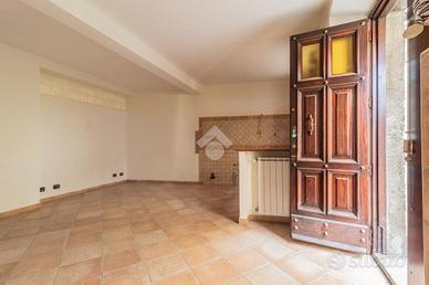 2 LOCALI A BASSANO ROMANO