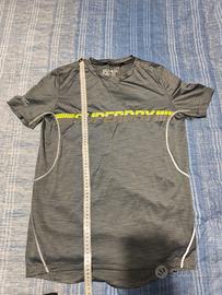 maglietta sportiva running Superdry 
