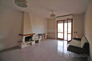 Montepulciano capoluogo (SI), attico con vista pan