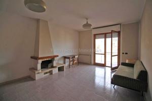 Montepulciano capoluogo (SI), attico con vista pan