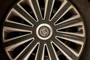 Gomme da neve complete di cerchi da 15"