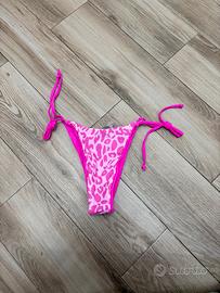 costume
