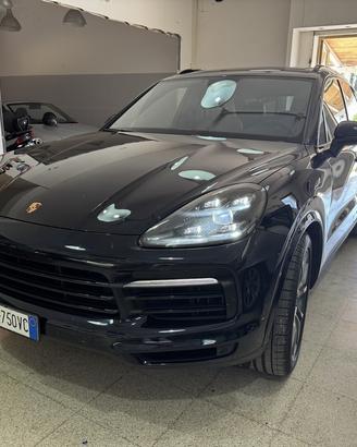Porche CAYENNE S 2.9 V6 Bi-Turbo 440 cv.