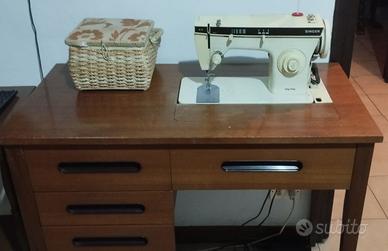 Macchina da cucire Singer elettrica