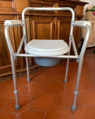 Sedia comoda pieghevole in alluminio per WC/Doccia