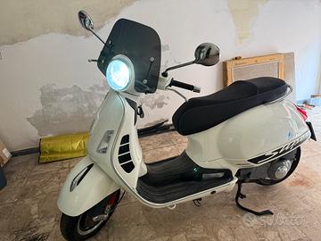 Vespa 300 GTS