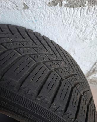 Pneumatici Usati Yokohama 235/45 R18 (60% residuo)