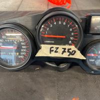 Strumentalizzazione fz750 Yamaha