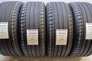 4 GOMME 255 40 20 MICHELIN 101Y RIF3459