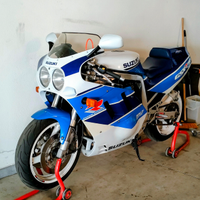 Suzuki GSXR 750 1990 SACS