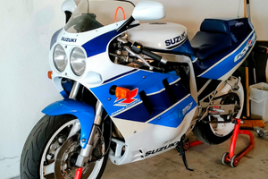 Suzuki GSXR 750 1990 SACS