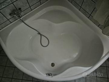 vasca da bagno ad angolo 