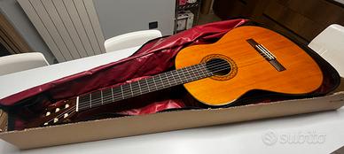 Chitarra acustica YAMAHA