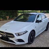 Mercedes Classe A 250 EQ  AMG line premium plus