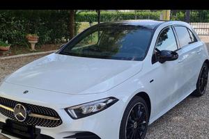 Mercedes Classe A 250 EQ  AMG line premium plus