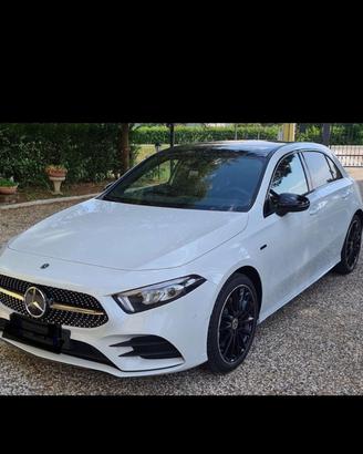 Mercedes Classe A 250 EQ  AMG line premium plus