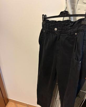 Pantaloni jeans e leggins