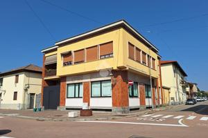 CASA DI CORTE A CASOREZZO