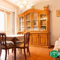 Bilocale al terzo piano con balconi e Box incluso