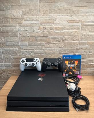PlayStation 4 Pro (PS4 Pro) 1TB + 2 Controller
