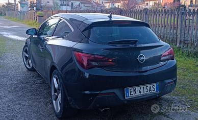 OPEL Astra 4ª serie - 2012